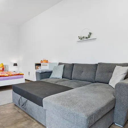 Peenecamp Neukalen, Neukalen