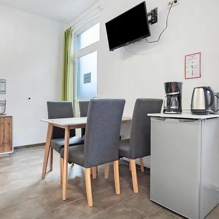 Peenecamp Neukalen, Apartament