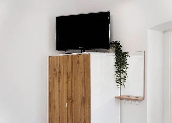 Peenecamp Neukalen, * Neukalen